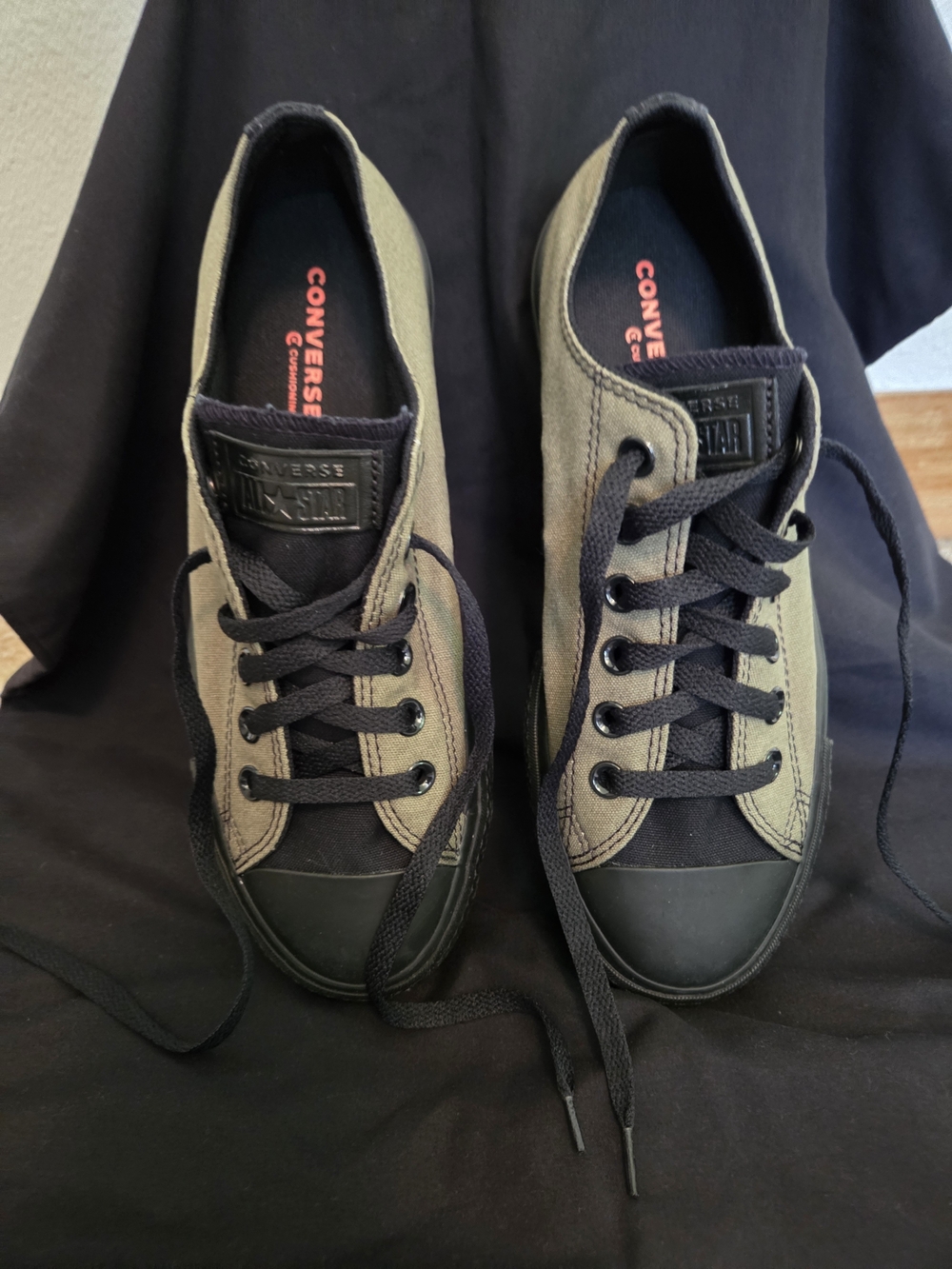 New Converse Platform Unisex Low Top Canvas Wide Width Sneakers in Olive/Black